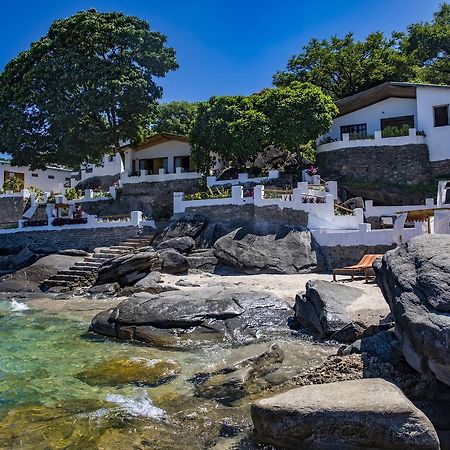 Njaya Lodge Nkhata Bay Екстериор снимка