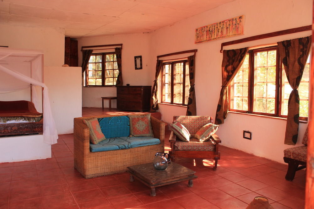 Njaya Lodge Nkhata Bay Екстериор снимка