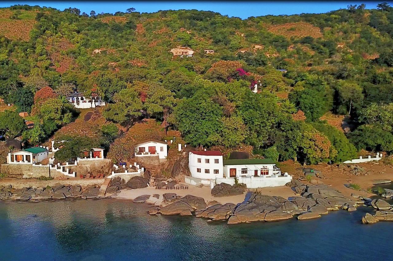 Njaya Lodge Nkhata Bay Екстериор снимка