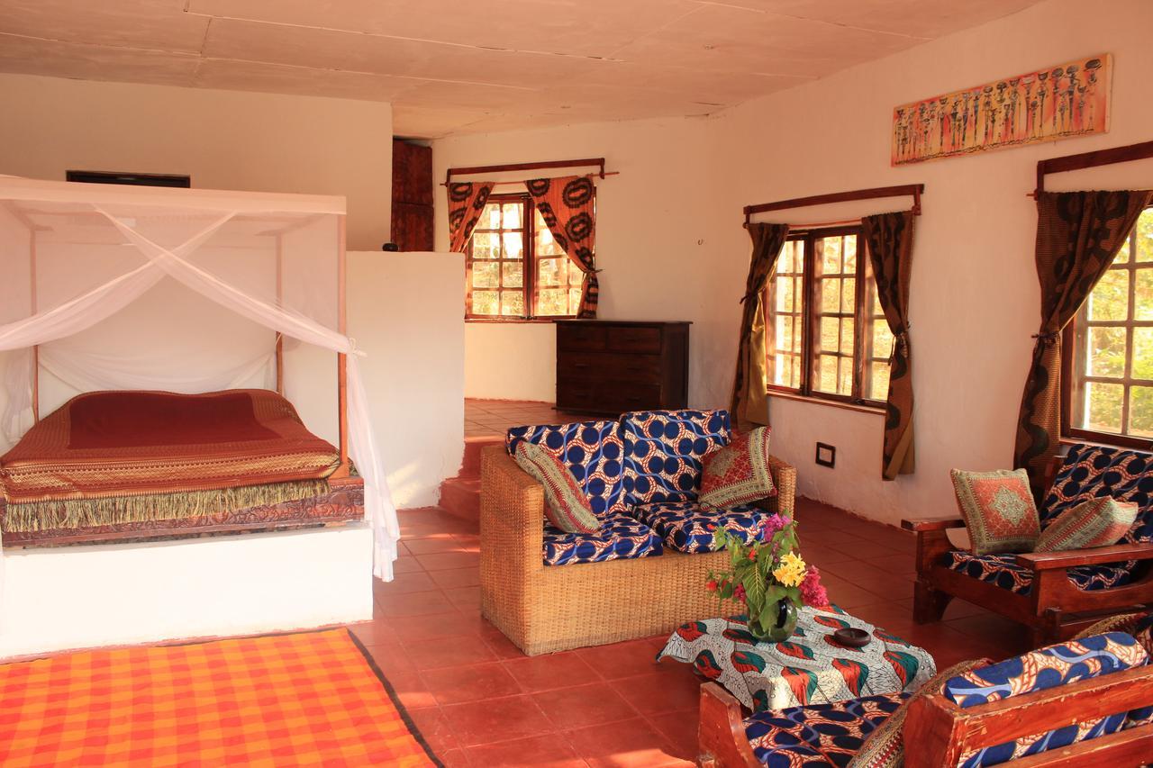 Njaya Lodge Nkhata Bay Екстериор снимка