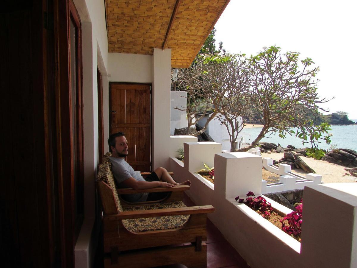 Njaya Lodge Nkhata Bay Екстериор снимка