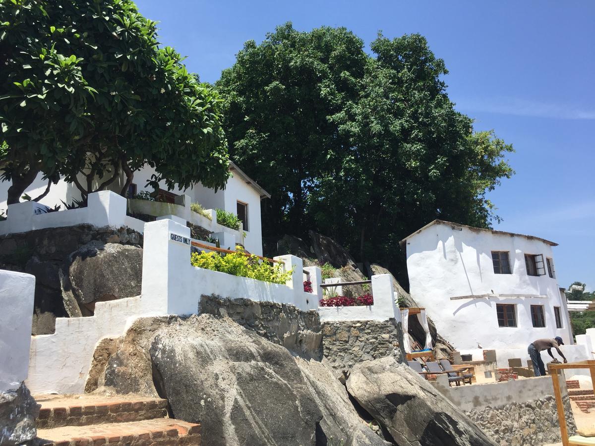 Njaya Lodge Nkhata Bay Екстериор снимка