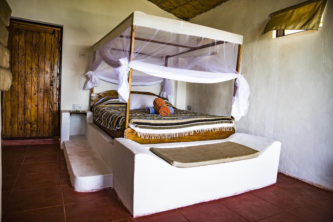 Njaya Lodge Nkhata Bay Екстериор снимка