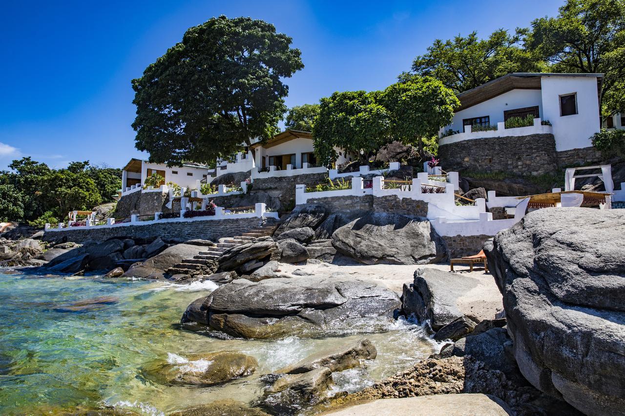 Njaya Lodge Nkhata Bay Екстериор снимка
